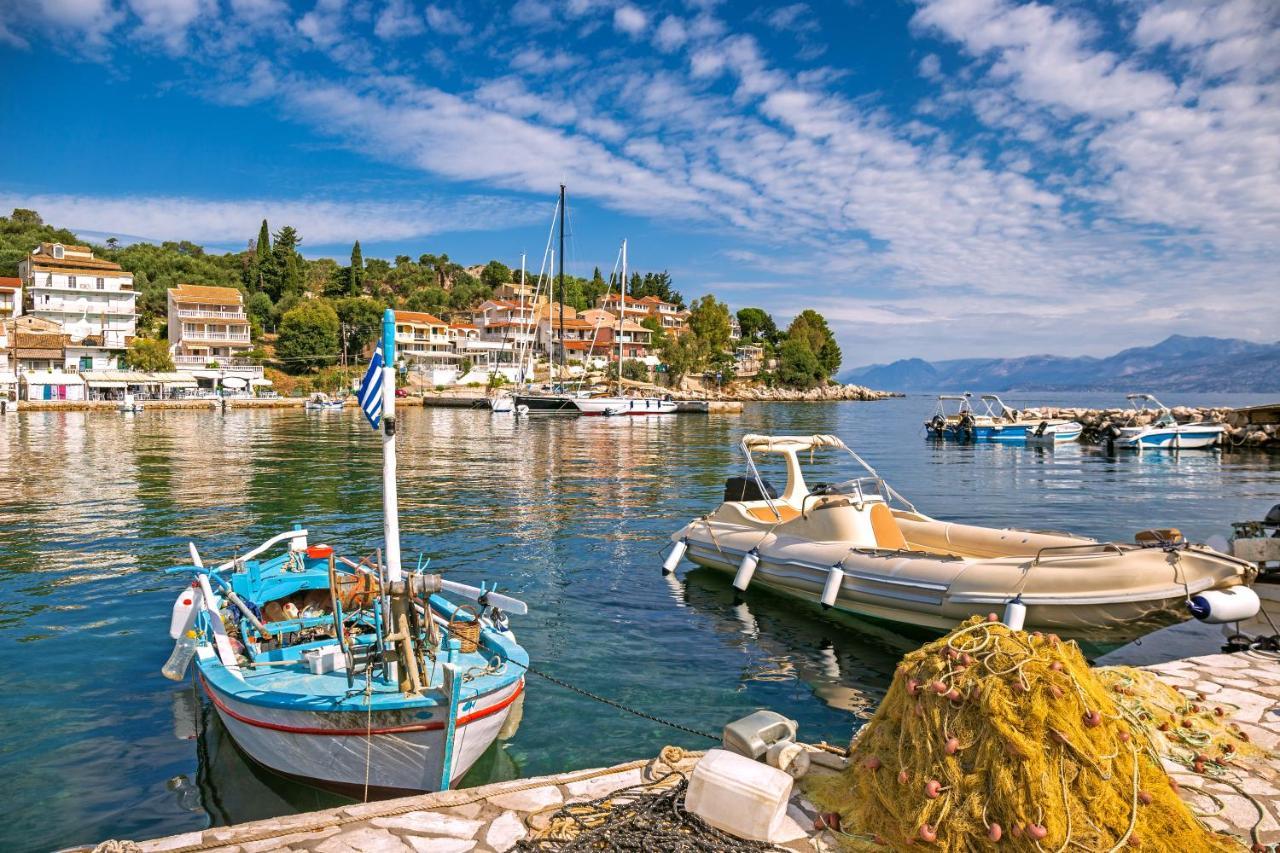 Porto Kassiopi Apartments Bagian luar foto