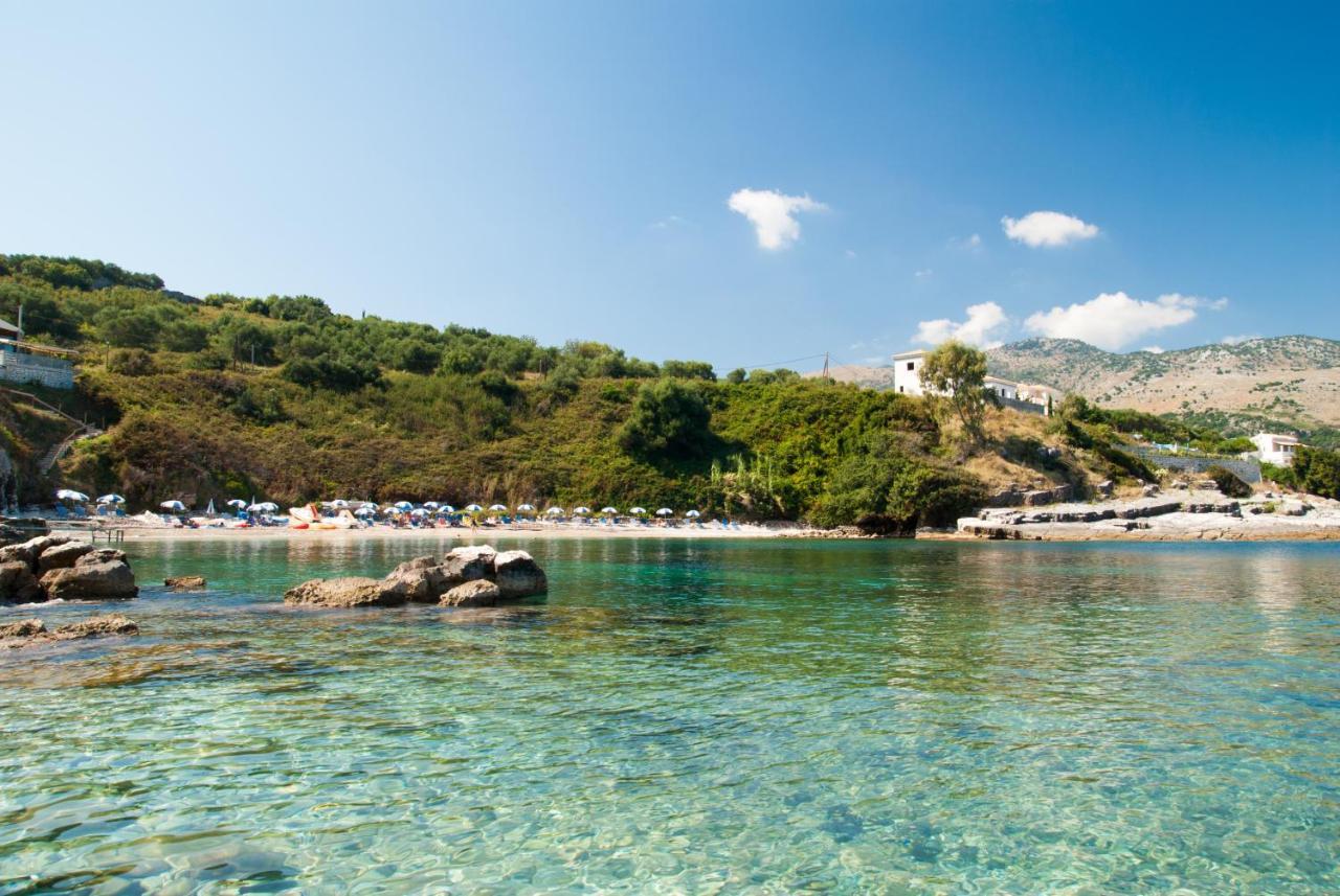 Porto Kassiopi Apartments Bagian luar foto