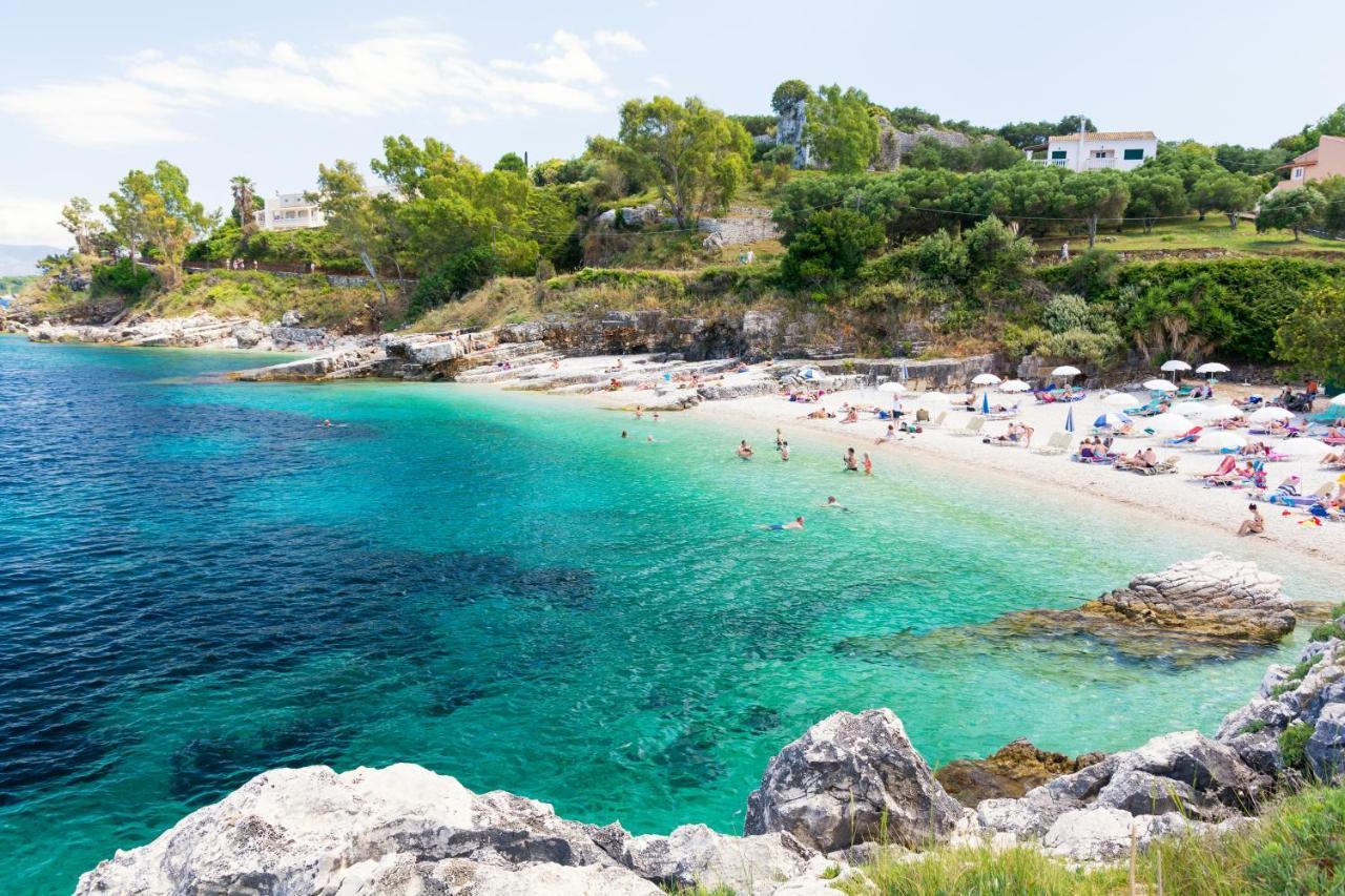 Porto Kassiopi Apartments Bagian luar foto
