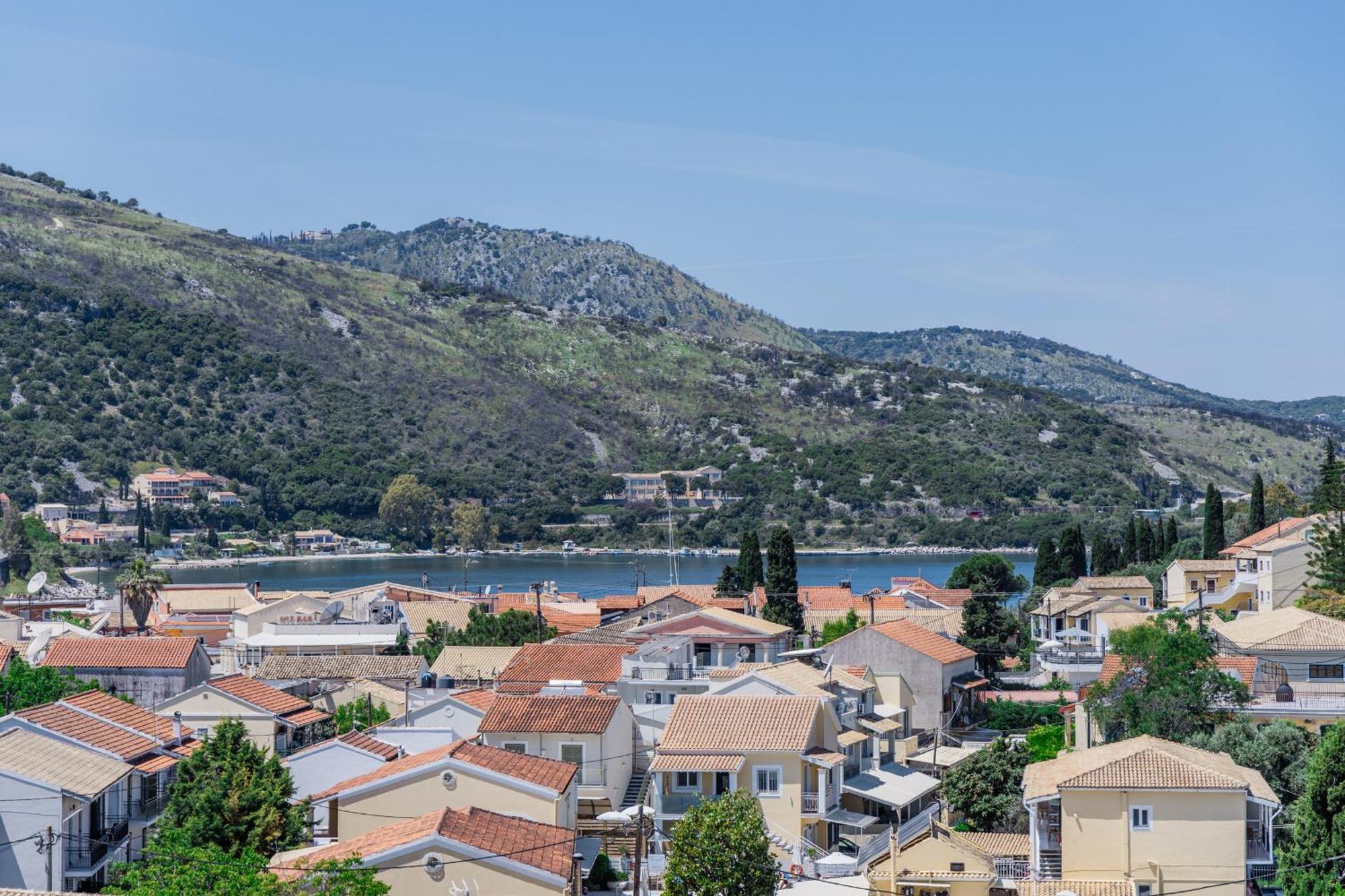 Porto Kassiopi Apartments Bagian luar foto