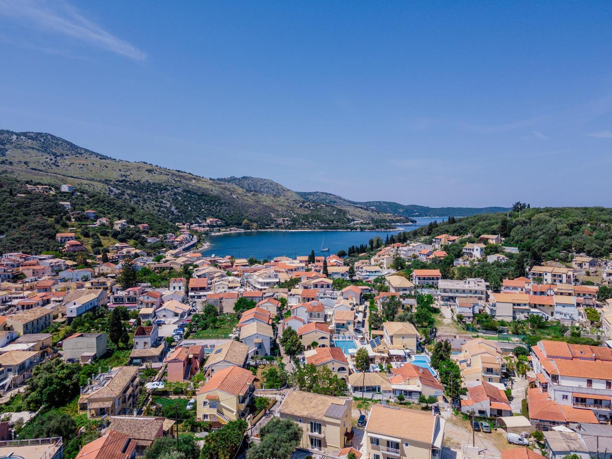 Porto Kassiopi Apartments Bagian luar foto